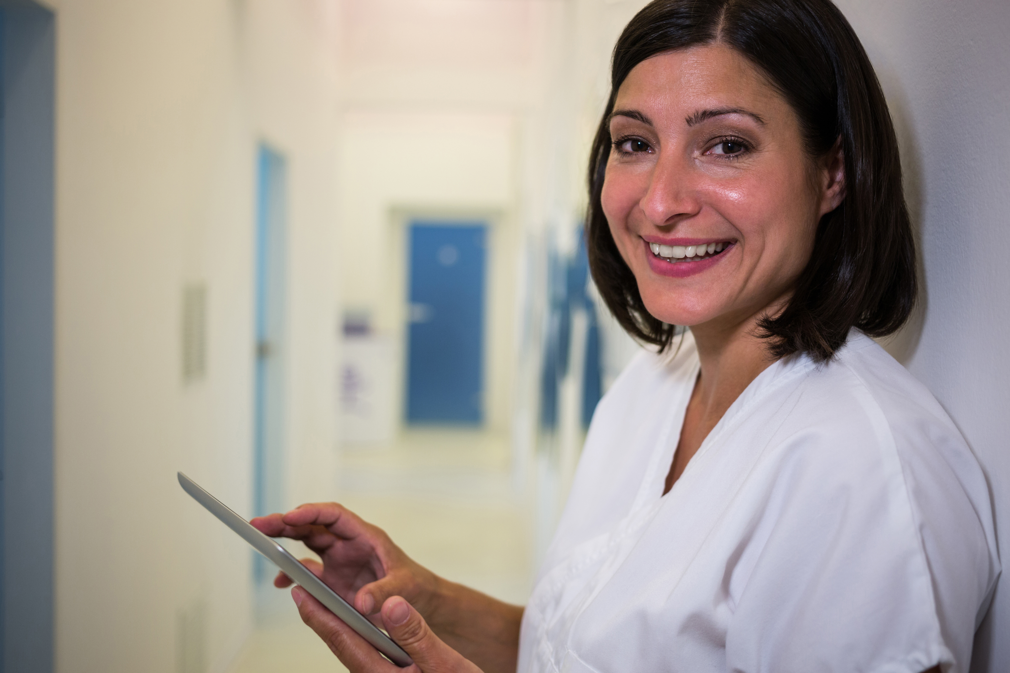 Provider and patient during a concierge visit
